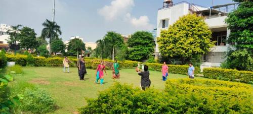 Morning exercise (111)