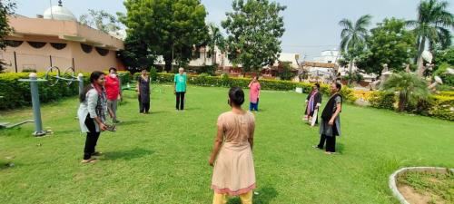 Morning exercise (69)