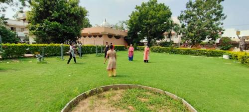 Morning exercise (76)