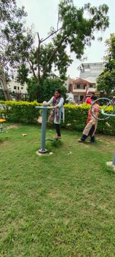 Morning exercise (89)